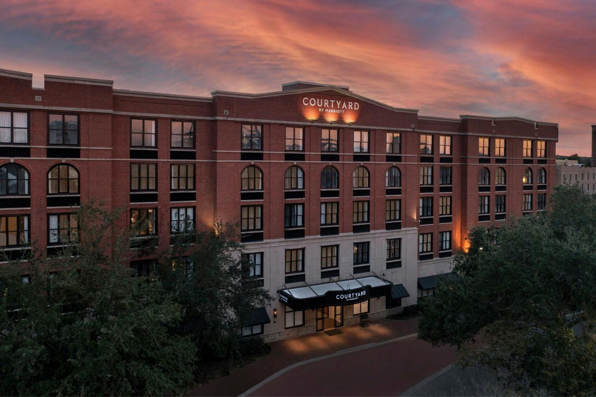 Courtyard By Marriott Savannah Downtown - Historic District Esterno foto